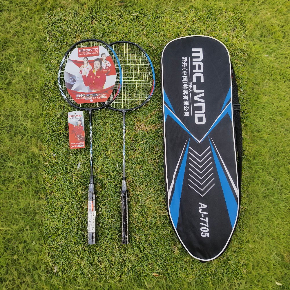 AERO STRIKE ELITE BADMINTON RACKET SET